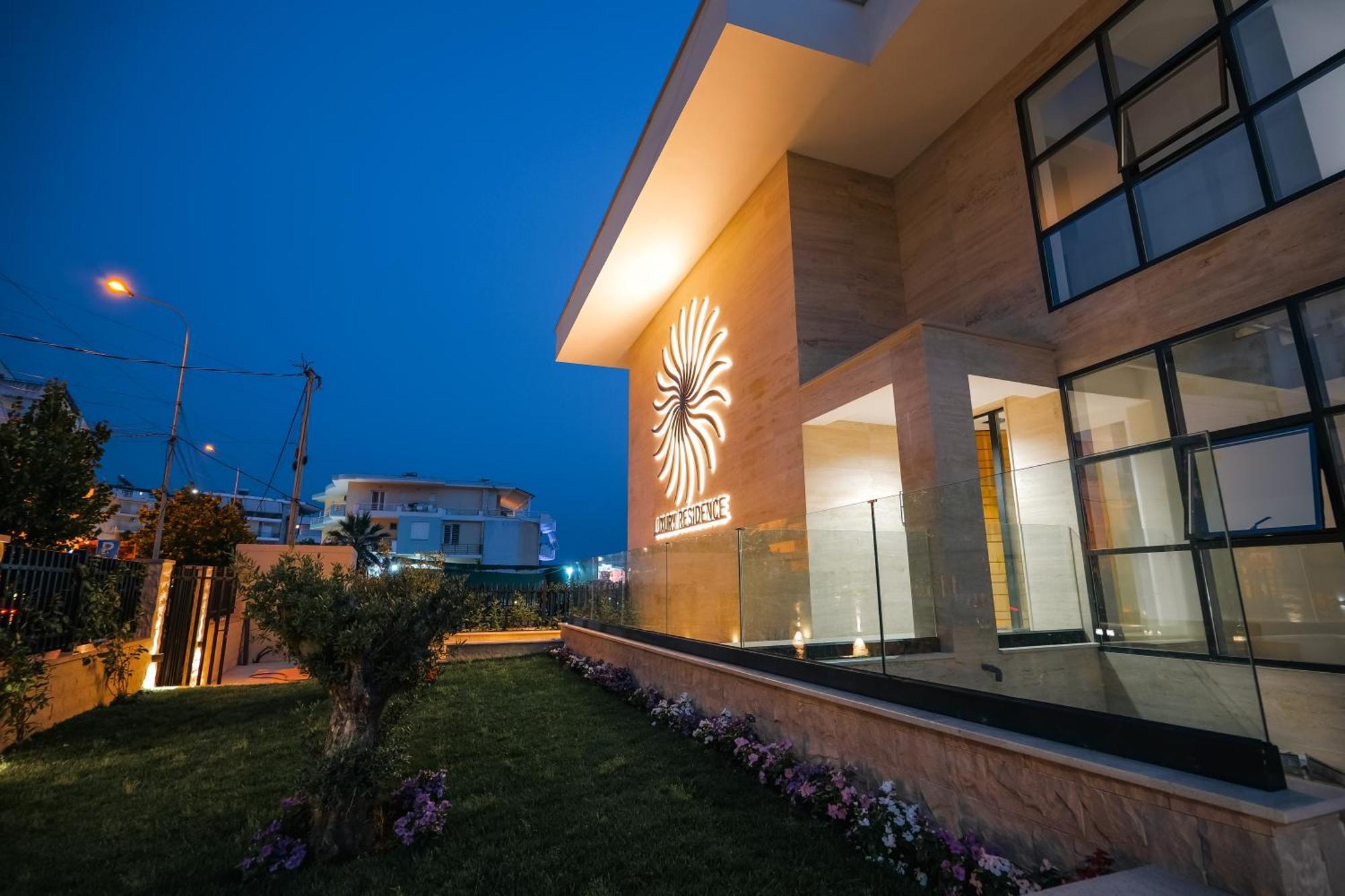 Daed Luxury * Sarandë